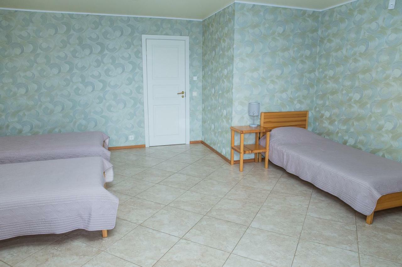 Dzeni Guest House Amatciems Bagian luar foto